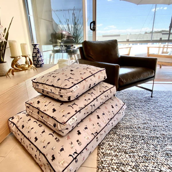 Les Chiens Max & Cocoa dog bed