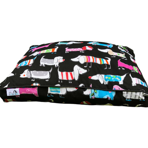 Sausage Dogs Signature Max & Cocoa Dog Bed - pet bed