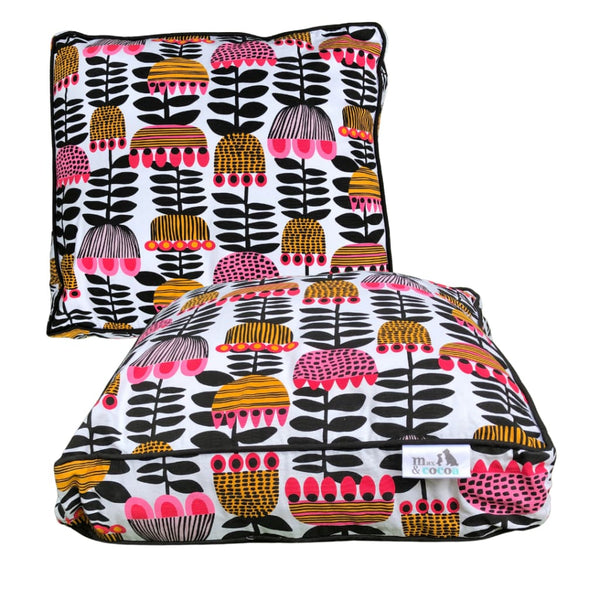 Tulip Time Max & Cocoa Signature Pet Bed Cover - Pet Bed 